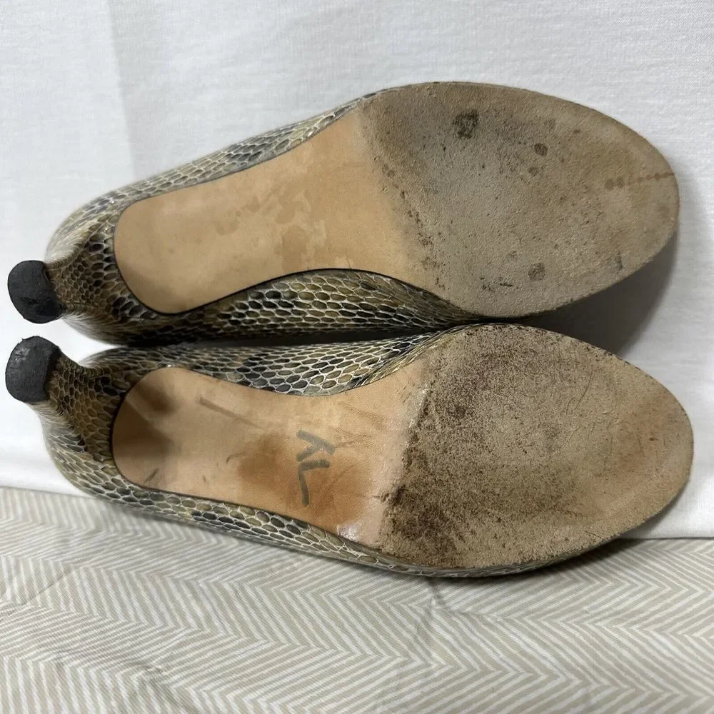 Stuart Weitzman Pumps Womens 7 Brown Snake Print Leather Peep Toe Platform Heels